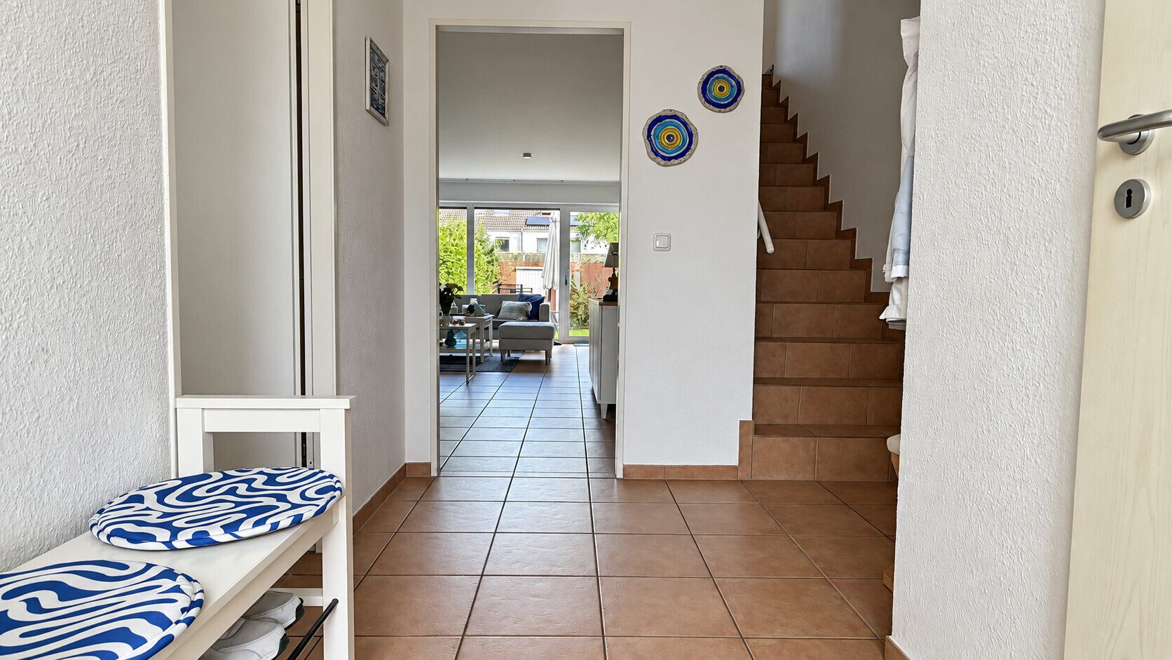 Böcker Wohnimmobilien - Immobilienangebot - Düsseldorf / Einbrungen - Alle - Reihenmittelhaus mit Garten & Dachterrasse in familiärer Umgebung in Einbrungen