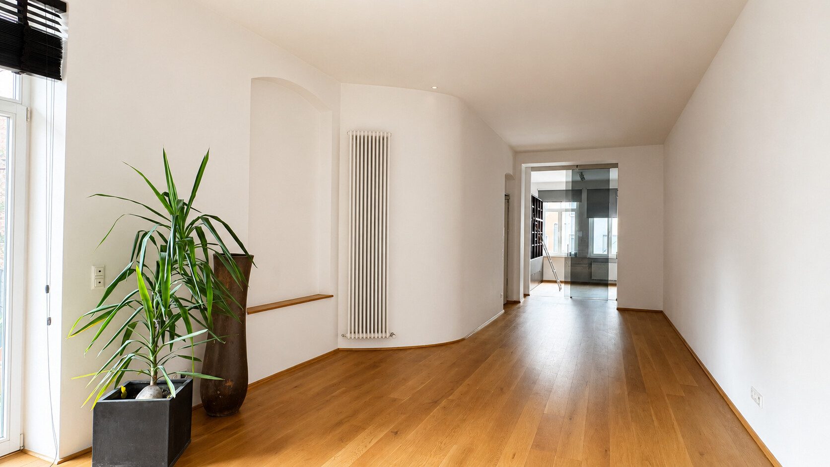 Böcker Wohnimmobilien - Immobilienangebot - Düsseldorf / Pempelfort - Alle - Traumhafte, sanierte Altbauwohnung mit großer Balkonterrasse und flexibler Raumaufteilung