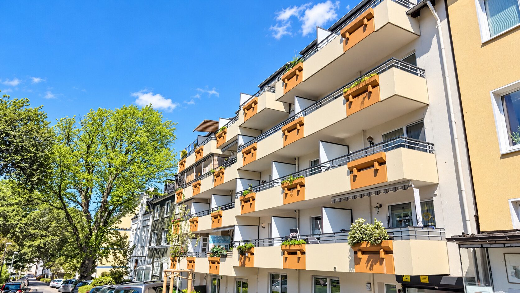 Böcker Wohnimmobilien - Immobilienangebot - Essen - Alle - Helle Wohnung mit Balkon und moderner Einbauküche