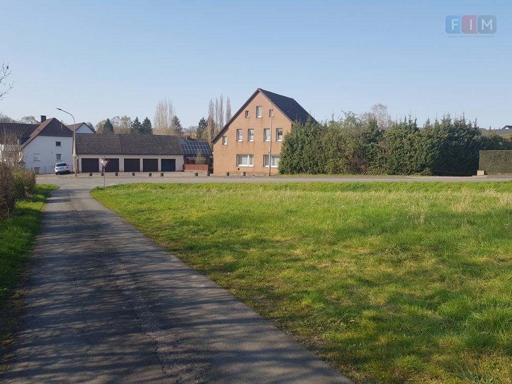 Immobilienangebot - Lemgo- Brake - Alle - Eine seltene Gelegenheit - Freies Grundstück in Lemgo-Brake!