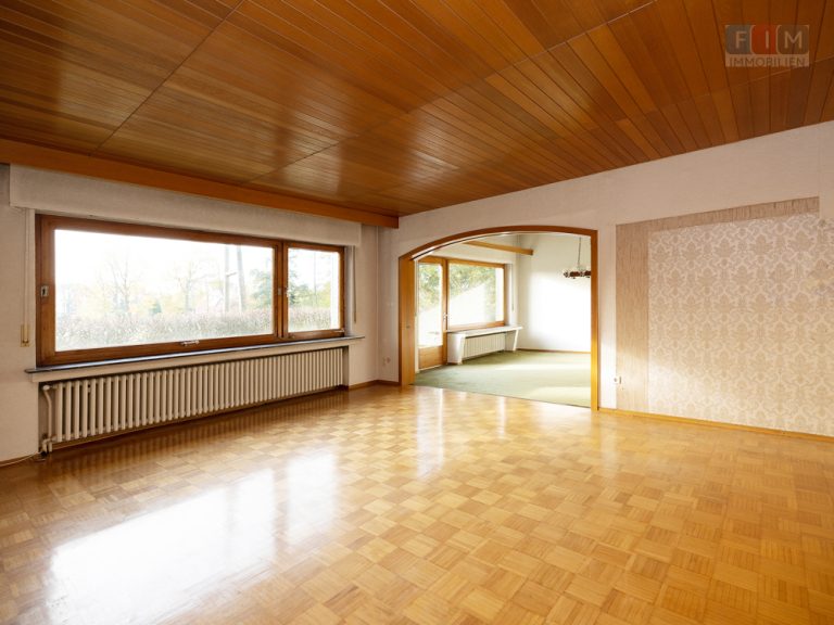 Immobilienangebot - Bad Oeynhausen - Alle - Einmalige Gelegenheit - Ideal als Generationenhaus - Großzügiges Anwesen in Bad Oeynhausen!