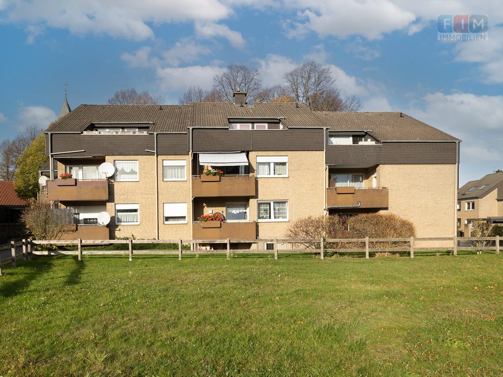Immobilienangebot - Spenge - Alle - Renditestarkes Mehrfamilienhaus mit 11 Wohneinheiten - zentral in Spenge!
