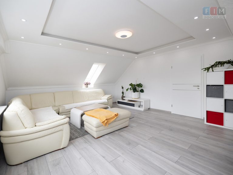 Immobilienangebot - Greven / Reckenfeld - Alle - Einziehen und Wohlfühlen - Modernisiertes Ein- bis Zweifamilienhaus mit viel Platz und Potential