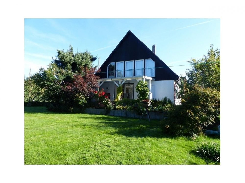 Immobilienangebot - Bad Oeynhausen - Alle - Zweifamilienhaus mit großem Garten in zentraler Lage von Bad Oeynhausen!