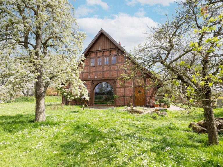 Immobilienangebot - Gehrde - Alle - Ihr neues Traumdomizil: Landhaus-Romantik in einer einzigartigen Lage