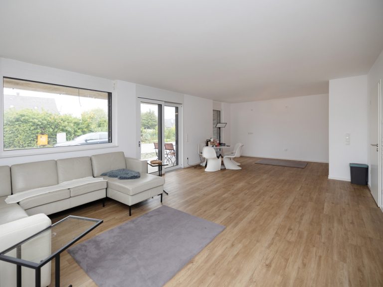 Immobilienangebot - Melle - Alle - Attraktives Energieeffizienzhaus - Ihr neues Zuhause in der großzügigen Erdgeschosswohnung