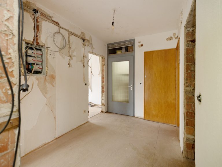 Immobilienangebot - Preußisch Oldendorf - Alle - Charmantes Sanierungsobjekt mit Potenzial: Genehmigte Erweiterung für neue Wohneinheiten!
