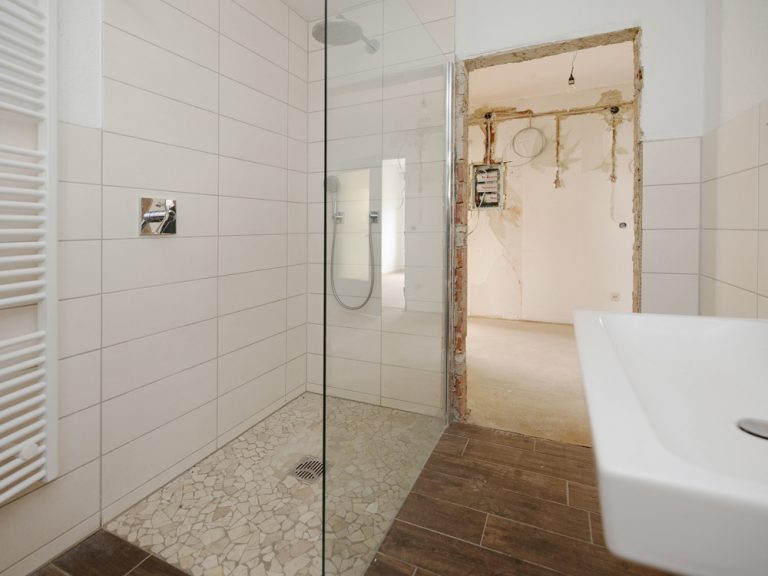 Immobilienangebot - Preußisch Oldendorf - Alle - Charmantes Sanierungsobjekt mit Potenzial: Genehmigte Erweiterung für neue Wohneinheiten!