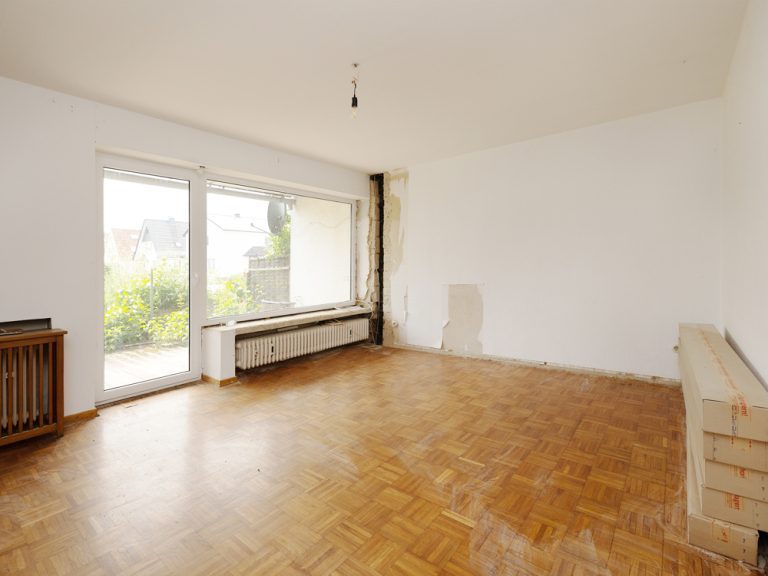 Immobilienangebot - Preußisch Oldendorf - Alle - Charmantes Sanierungsobjekt mit Potenzial: Genehmigte Erweiterung für neue Wohneinheiten!