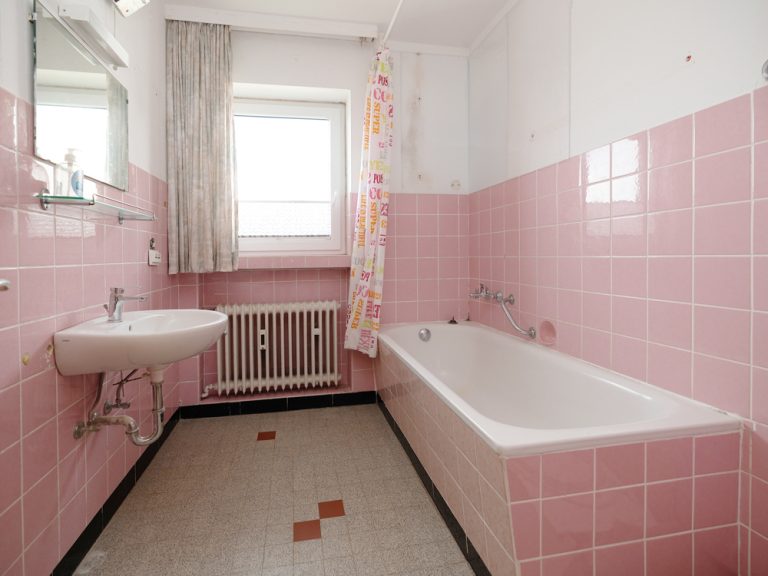 Immobilienangebot - Preußisch Oldendorf - Alle - Charmantes Sanierungsobjekt mit Potenzial: Genehmigte Erweiterung für neue Wohneinheiten!