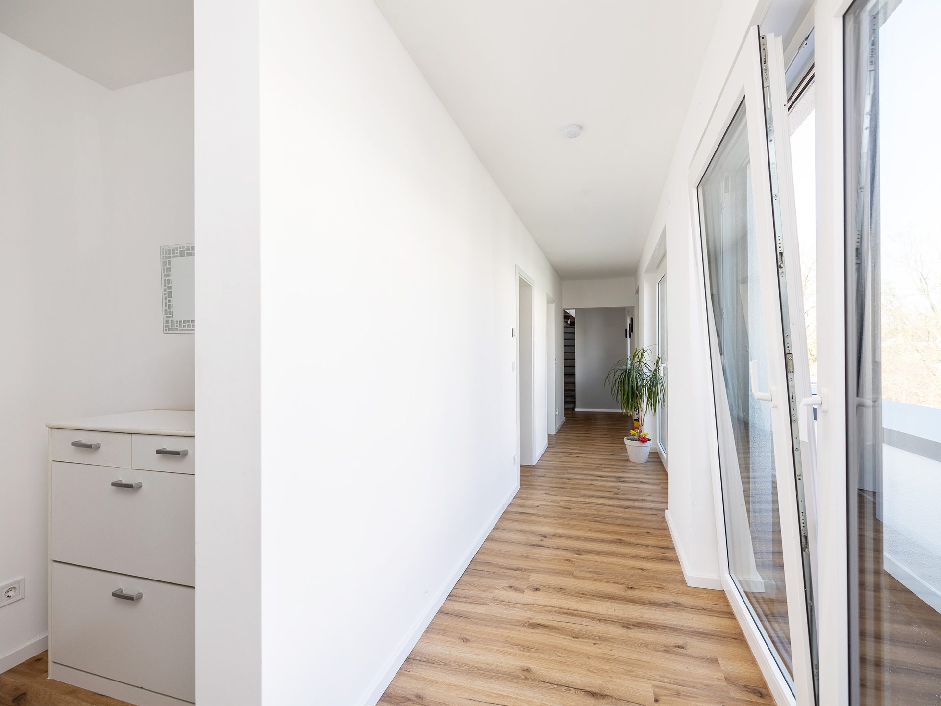 Immobilienangebot - Melle - Alle - Kapitalanlage mit solider Rendite in zentraler Lage von Melle: Vermietete Vier-Zimmer-Wohnung