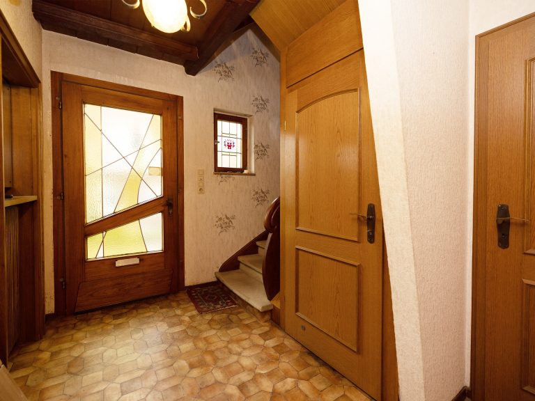 Immobilienangebot - Alfhausen - Alle - Großzügiges Einfamilienhaus auf sonnigem Grundstück mit Bauplatz für zukünftige Projekte!