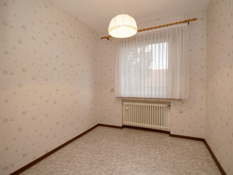 Immobilienangebot - Alfhausen - Alle - Großzügiges Einfamilienhaus auf sonnigem Grundstück mit Bauplatz für zukünftige Projekte!