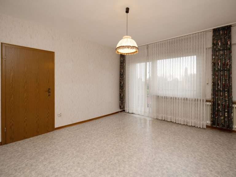 Immobilienangebot - Alfhausen - Alle - Großzügiges Einfamilienhaus auf sonnigem Grundstück mit Bauplatz für zukünftige Projekte!