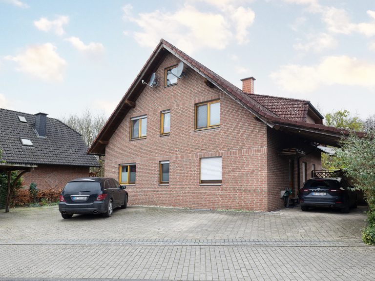 Immobilienangebot - Borgholzhausen - Alle - Naturnahes Zweifamilienhaus in ruhiger Wohnlage von Borgholzhausen