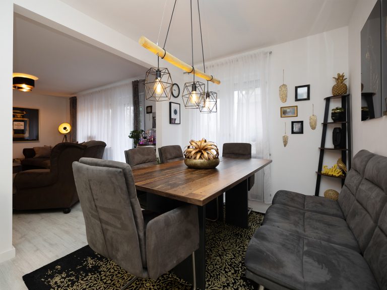 Immobilienangebot - Bramsche - Alle - Reihenendhaus-Charme: Exklusiver Wohntraum mit Wellnessbereich und privatem Garten