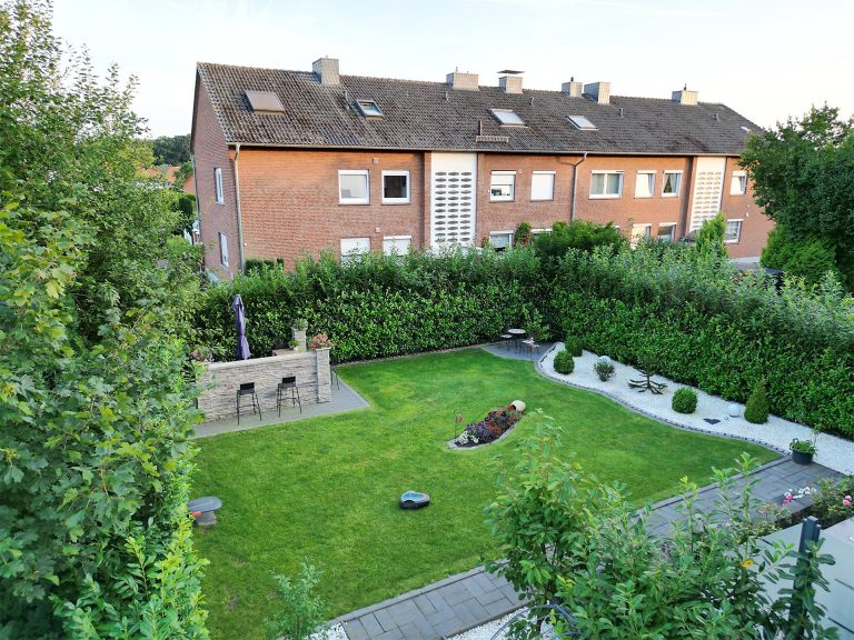 Immobilienangebot - Bramsche - Alle - Reihenendhaus-Charme: Exklusiver Wohntraum mit Wellnessbereich und privatem Garten