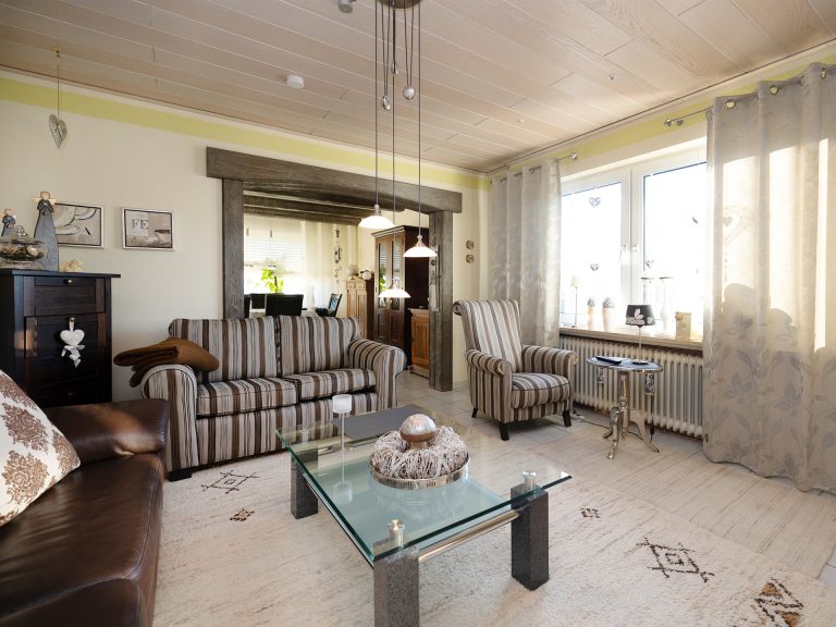 Immobilienangebot - Hagen am Teutoburger Wald - Alle - Gepflegtes Zweifamilienhaus in familienfreundlicher Lage in Hagen - Ihre Chance handeln Sie jetzt!