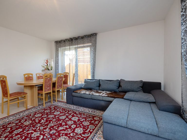 Immobilienangebot - Gütersloh - Alle - Großzügiges Zweifamilienhaus: Ideal für Familien mit Platz für mehrere Generationen