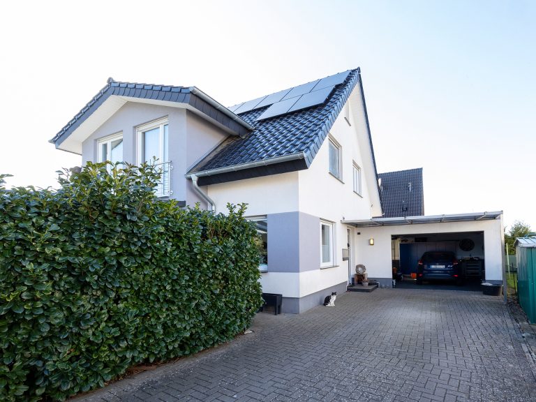 Immobilienangebot - Bad Salzuflen - Alle - Modernes und energieeffizientes Einfamilienhaus mit großem Wohlfühlfaktor