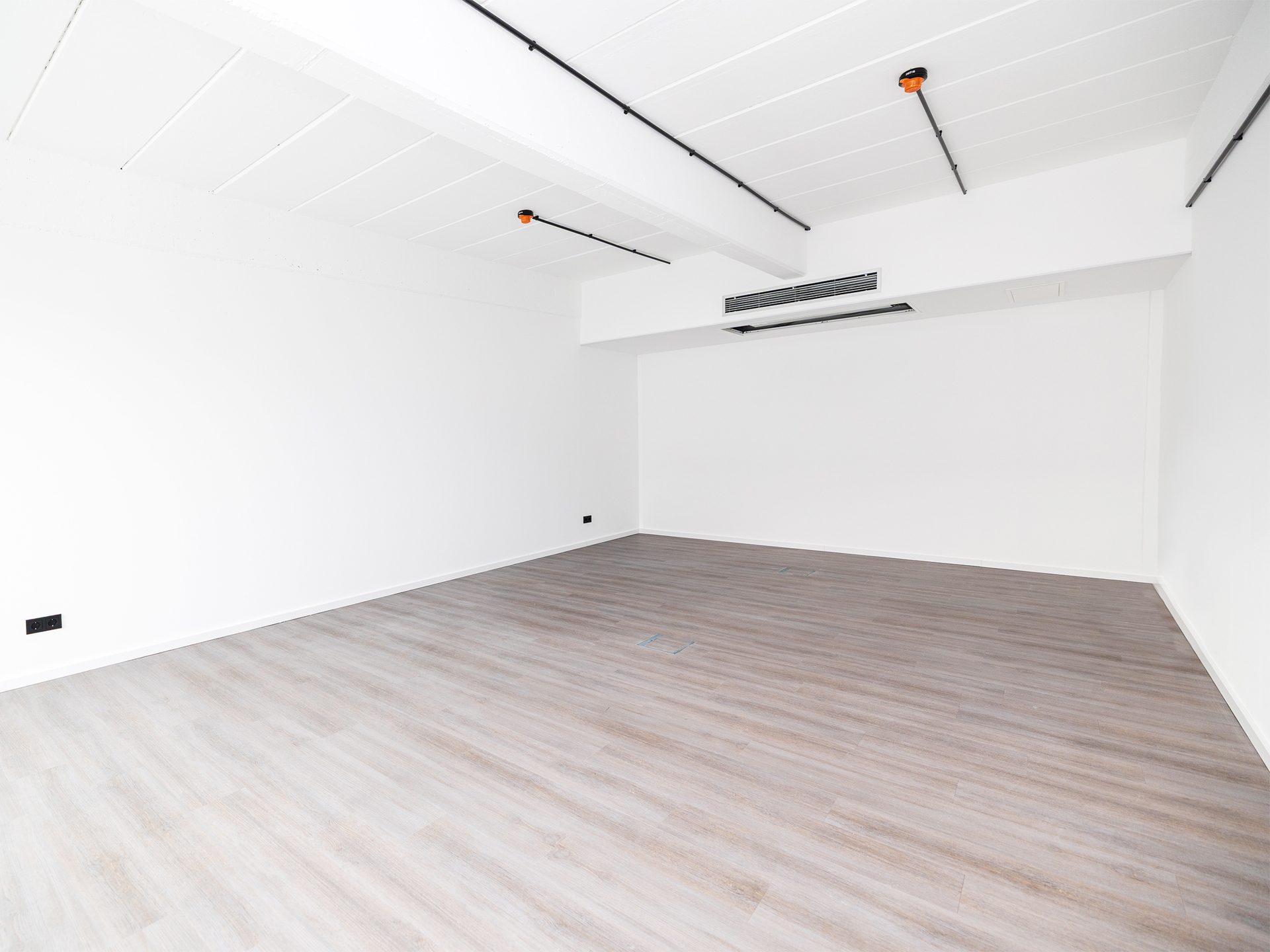 Immobilienangebot - Bünde - Alle - Moderne Bürofläche, die Raum für Ihren Erfolg schafft!