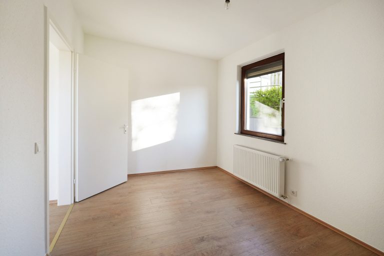 Immobilienangebot - Burscheid - Alle - Sanierte 2-Zimmer-Wohnung mit Weitblick – Kapitalanlage mit Potenzial in gepflegtem Wohnumfeld