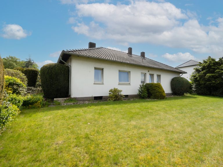 Immobilienangebot - Rödinghausen - Alle - Ein Winkelbungalow zum Verlieben – durchdacht und mit viel Platz für die Familie!