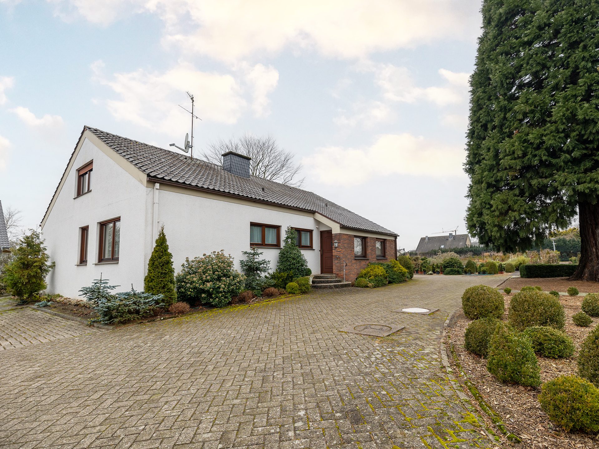 Immobilienangebot - Versmold / Oesterweg - Alle - Einfamilienhaus in Versmold: Gestalten Sie Ihr neues Zuhause!