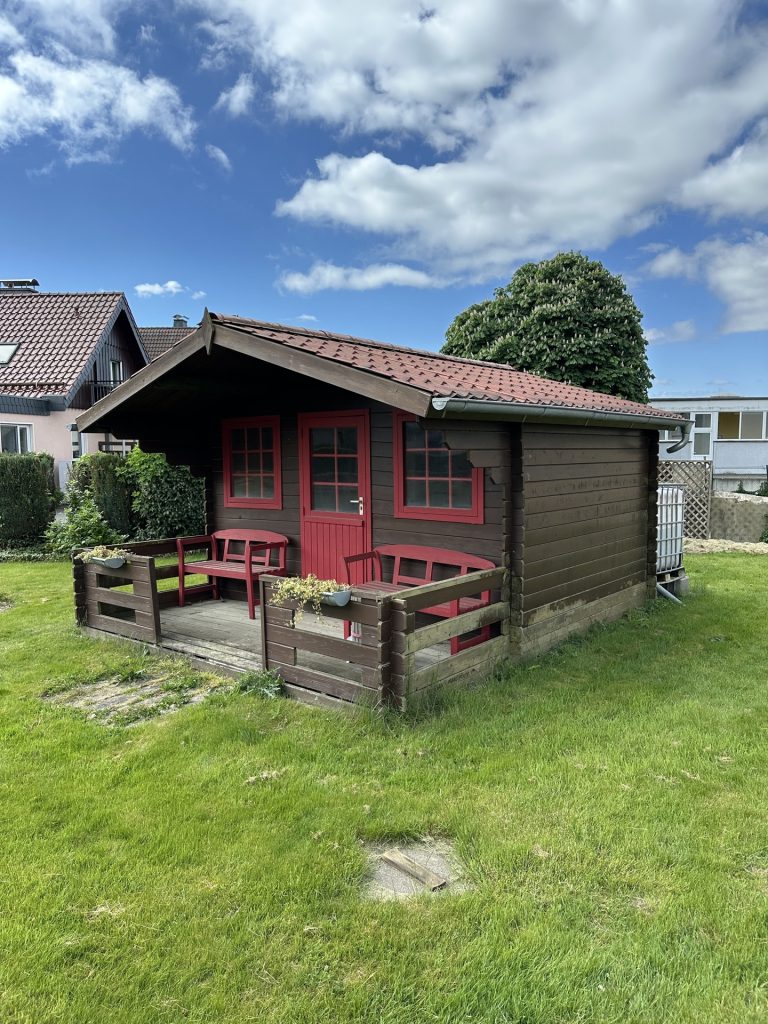 Immobilienangebot - Hiddenhausen - Alle - Seltene Gelegenheit: Großzügiges Baugrundstück in zentraler Lage von Hiddenhausen