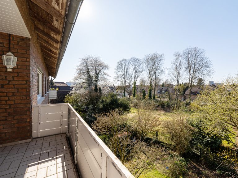 Immobilienangebot - Dissen am Teutoburger Wald - Alle - Großzügige Wohnung in ruhiger Lage von Dissen mit viel Potenzial!