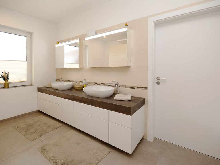 Immobilienangebot - Holdorf - Alle - Wohlfühl-Bungalow in Holdorf – Fortlaufend modernisiert und liebevoll gepflegt!