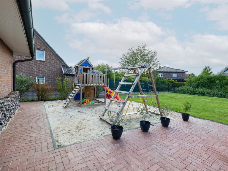 Immobilienangebot - Holdorf - Alle - Wohlfühl-Bungalow in Holdorf – Fortlaufend modernisiert und liebevoll gepflegt!