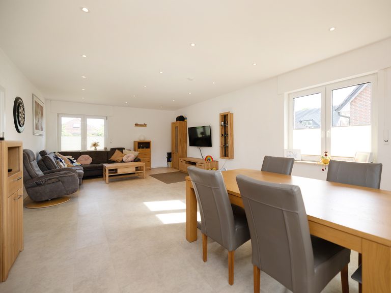 Immobilienangebot - Holdorf - Alle - Wohlfühl-Bungalow in Holdorf – Fortlaufend modernisiert und liebevoll gepflegt!