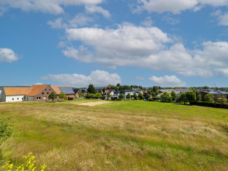 Immobilienangebot - Melle - Alle - Stilvoll wohnen in Melle-Gesmold:
Modernes Einfamilienhaus mit Herz und Charakter
