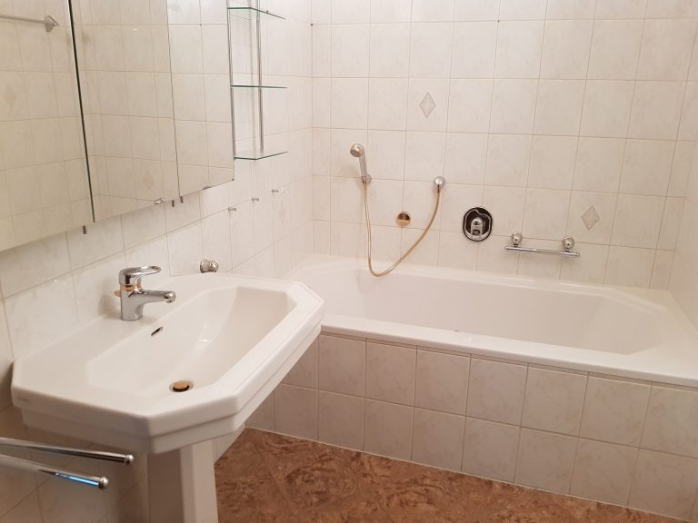 Immobilienangebot - Bad Rothenfelde - Alle - Schöne 4-Zimmer-Wohnung mit großartiger Dachterrasse und Einzelgarage