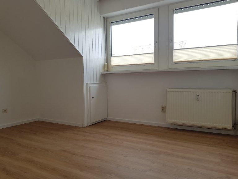 Immobilienangebot - Bad Rothenfelde - Alle - Schöne 4-Zimmer-Wohnung mit großartiger Dachterrasse und Einzelgarage