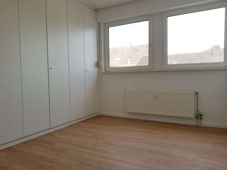 Immobilienangebot - Bad Rothenfelde - Alle - Schöne 4-Zimmer-Wohnung mit großartiger Dachterrasse und Einzelgarage