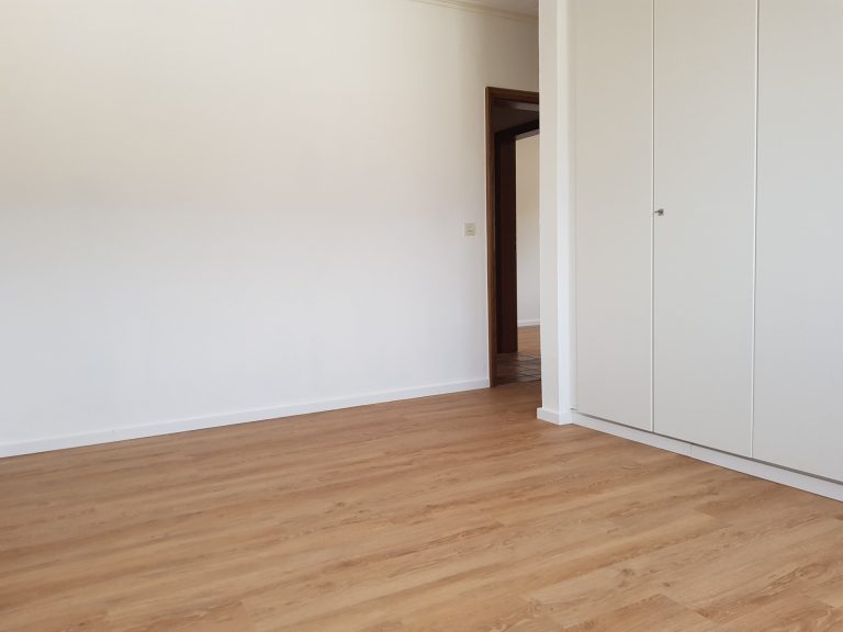 Immobilienangebot - Bad Rothenfelde - Alle - Schöne 4-Zimmer-Wohnung mit großartiger Dachterrasse und Einzelgarage