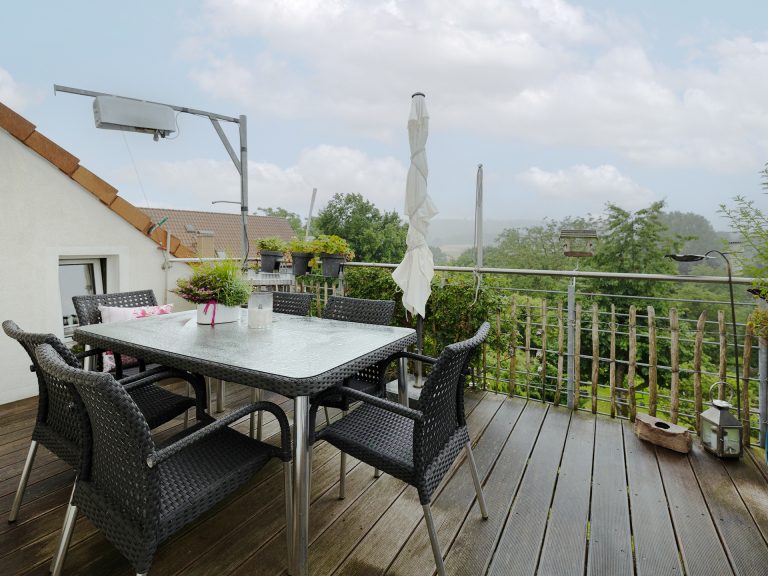 Immobilienangebot - Barntrup - Alle - Für Generationen gemacht: Solides Mehrfamilienhaus mit traumhaften Garten und Ausblick in Barntrup