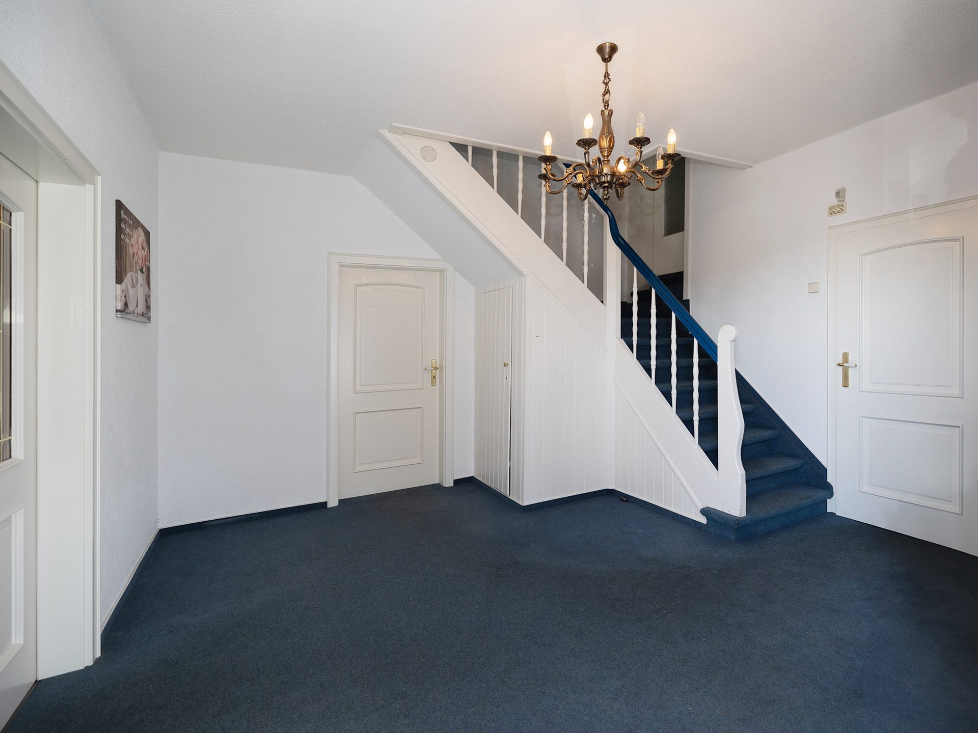 Immobilienangebot - Hiddenhausen - Alle - Großes Ein- bis Zweifamilienhaus auf traumhaftem Grundstück in Hiddenhausen