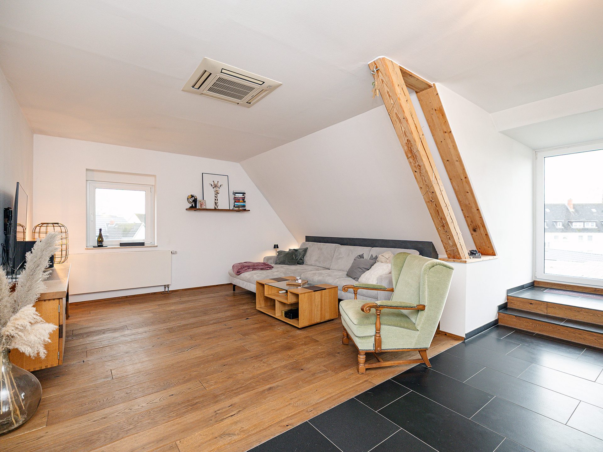 Immobilienangebot - Bünde - Alle - Ihr exklusives Refugium über Bünde – Wohnung mit Weitblick und Eleganz