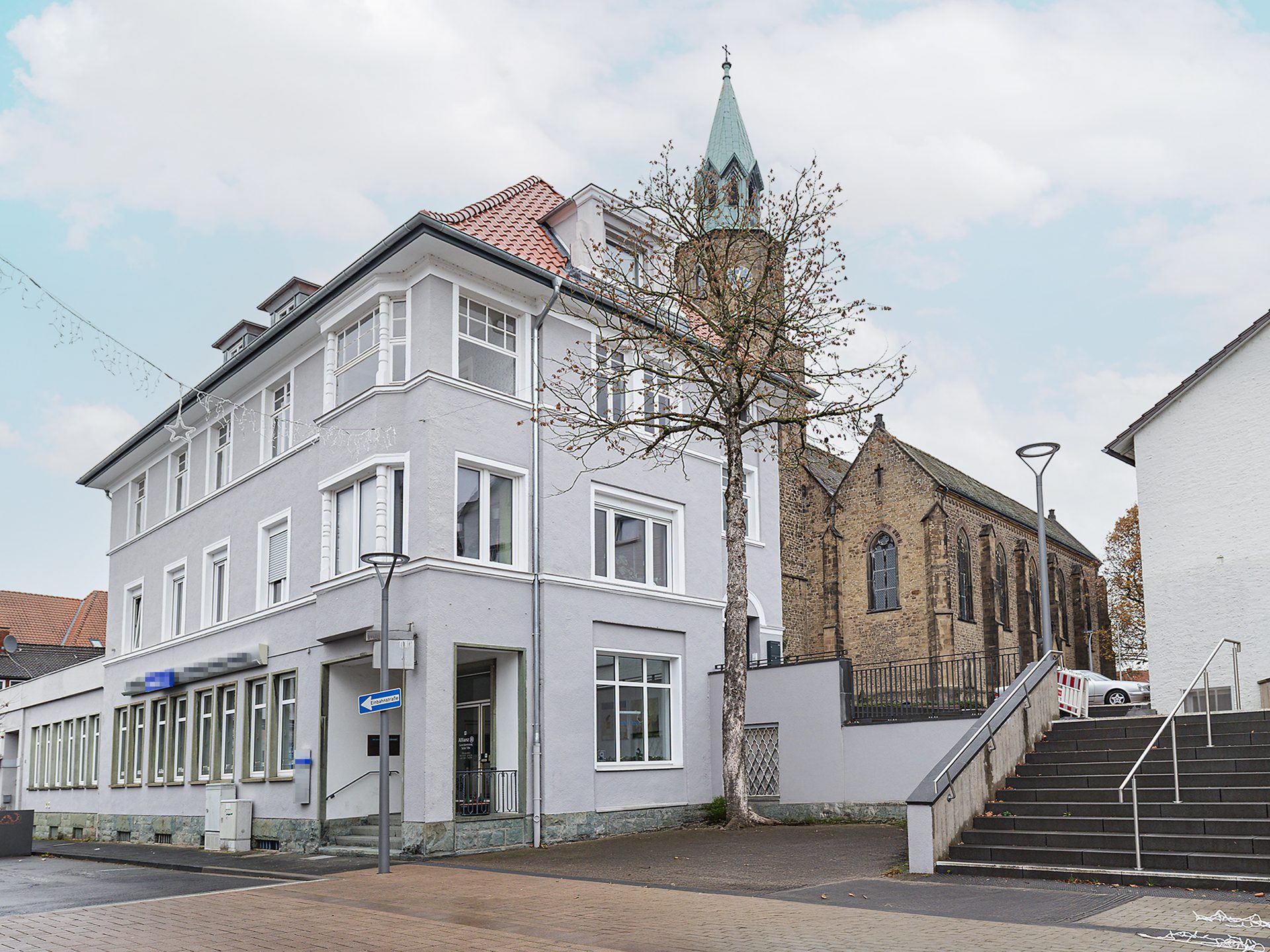 Immobilienangebot - Bad Salzuflen - Alle - Preis reduziert: Altbaujuwel mit Balkon – stilvolles Wohnen im Herzen von Bad Salzuflen