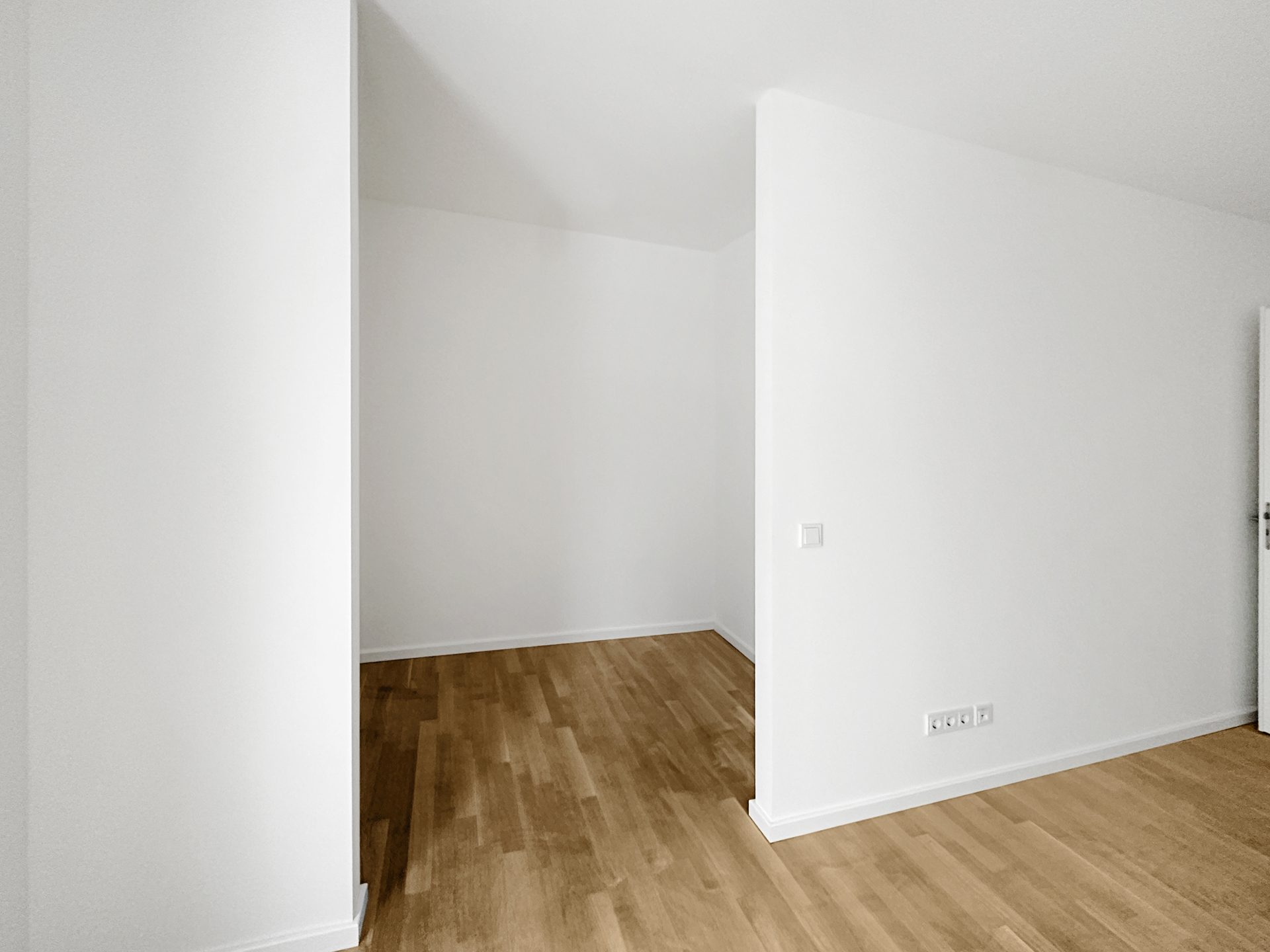 Immobilienangebot - Osnabrück - Alle - Provisionsfrei für den Mieter - Erstbezug einer 4-Zimmer-Wohnung am Westerberg in Osnabrück