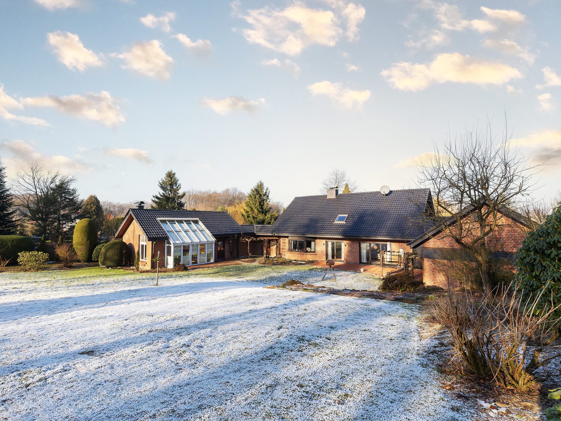 Immobilienangebot - Melle - Alle - Besonderer Charme - Einfamilienhaus mit großzügigem Grundstück in bester Lage von Wellingholzhausen!