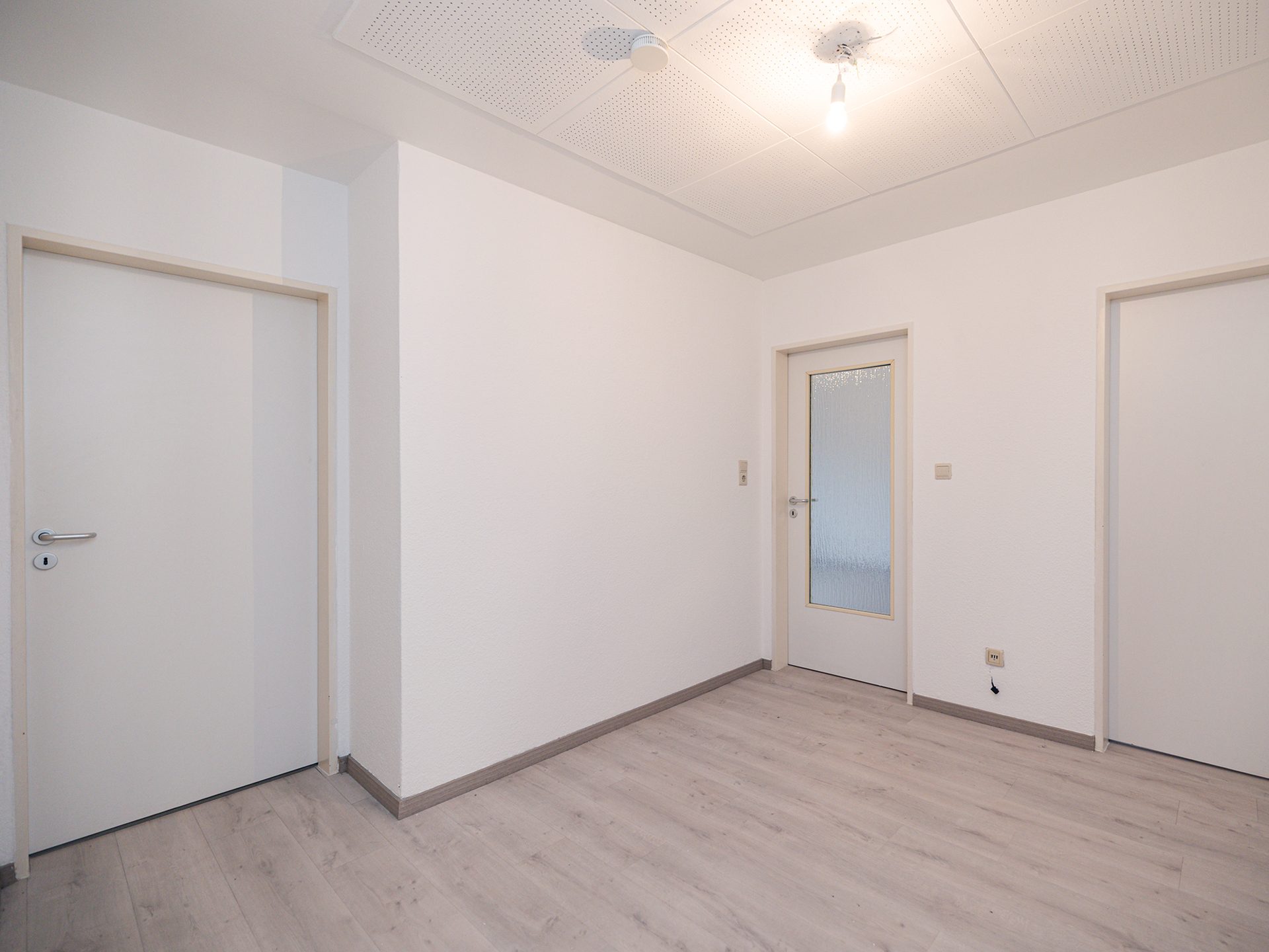Immobilienangebot - Osnabrück - Alle - Jetzt investieren - Leerstehende Drei-Zimmer-Eigentumswohnung in Osnabrück