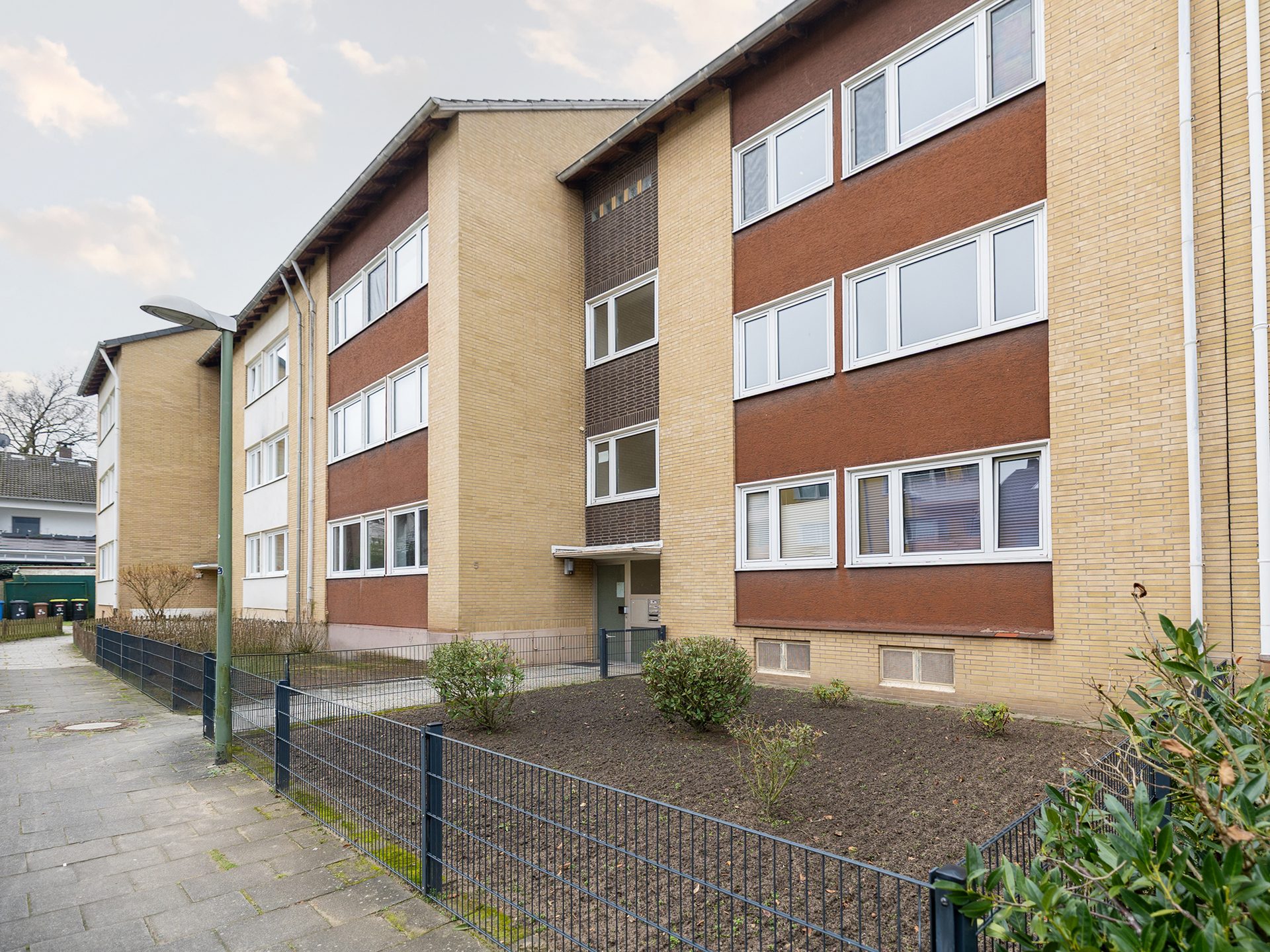 Immobilienangebot - Osnabrück - Alle - Jetzt investieren - Leerstehende Drei-Zimmer-Eigentumswohnung in Osnabrück