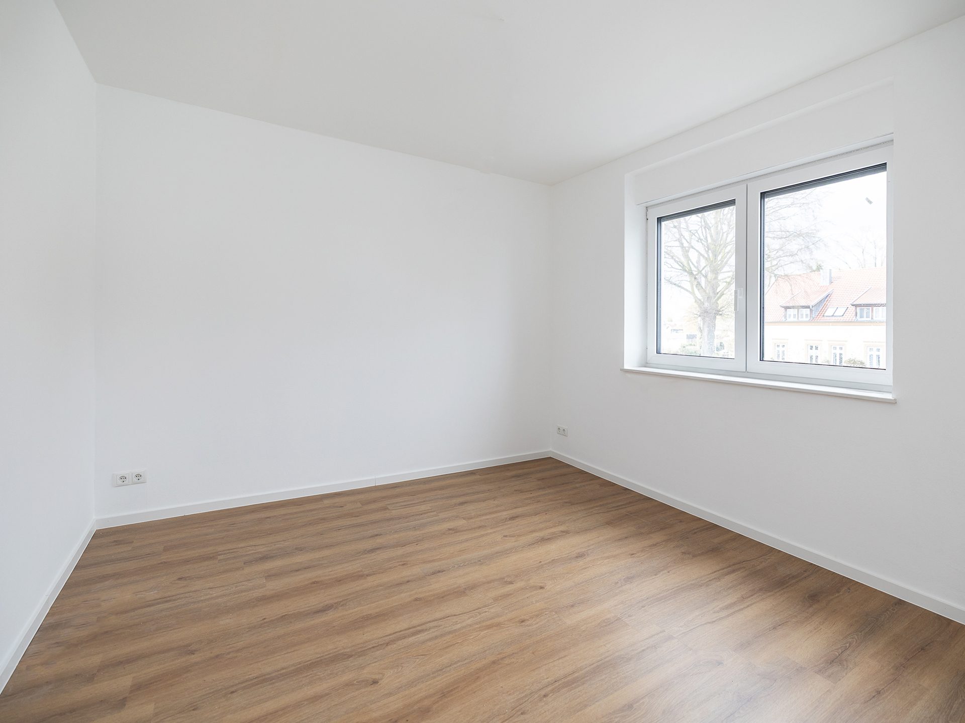Immobilienangebot - Melle - Alle - Attraktiv wohnen in Melle: Neubauwohnung mit 3 Zimmern und Balkon zu vermieten