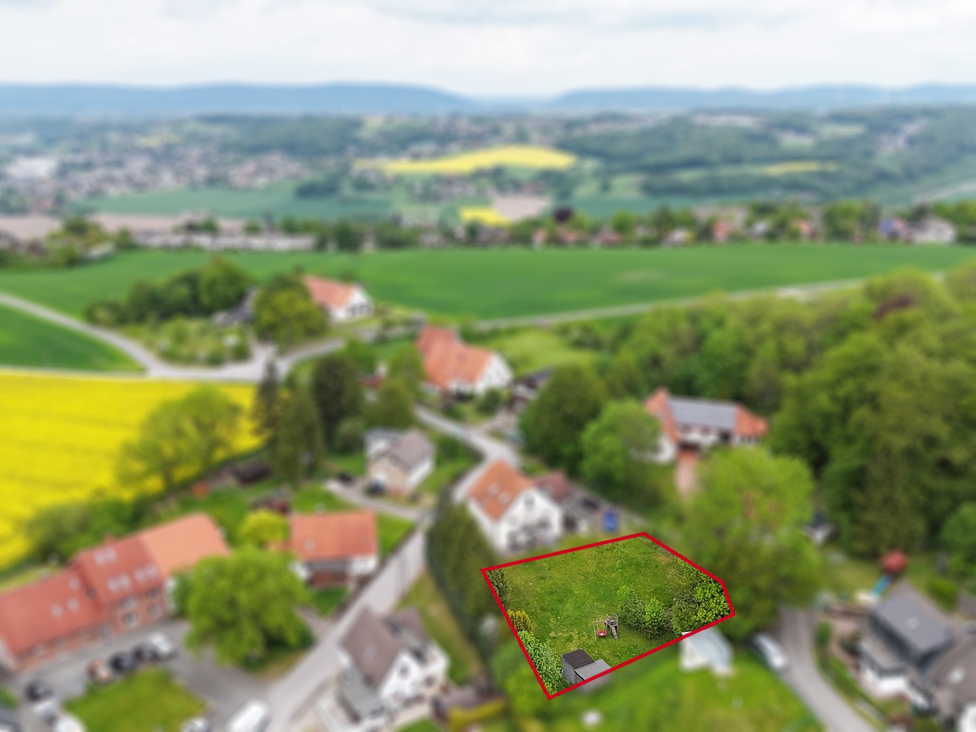 Immobilienangebot - Vlotho - Alle - Kein Neubaugebiet, sondern Nachbarschaft: Baugrundstück mit viel Potenzial in Vlotho