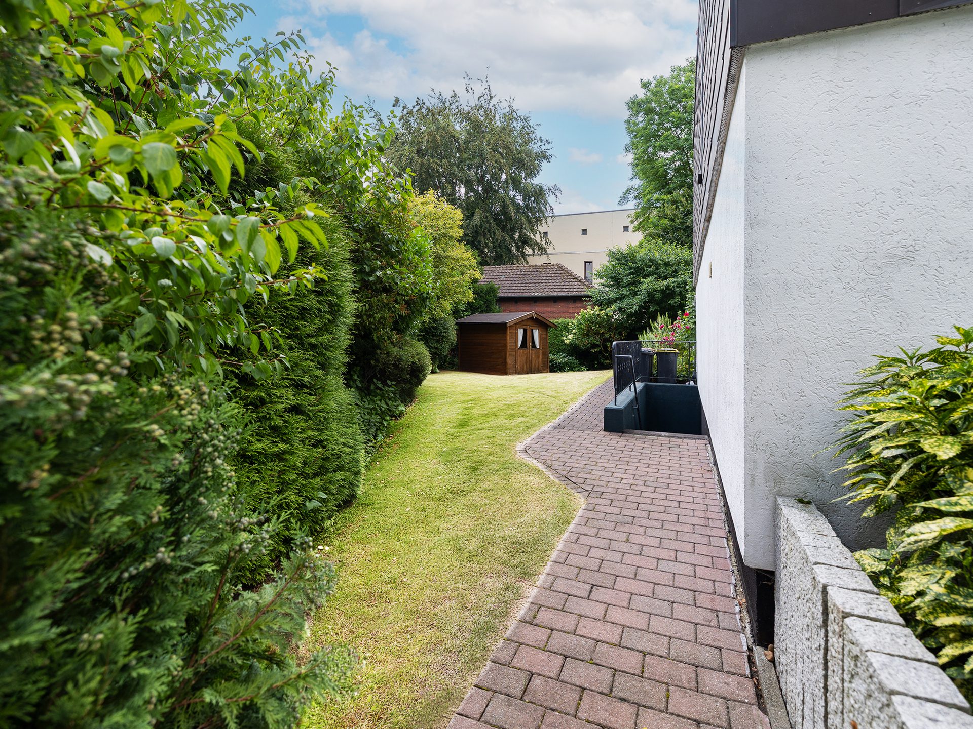 Immobilienangebot - Ahlen - Alle - Klassisches Reihenendhaus mit gepflegtem Garten in Ahlen