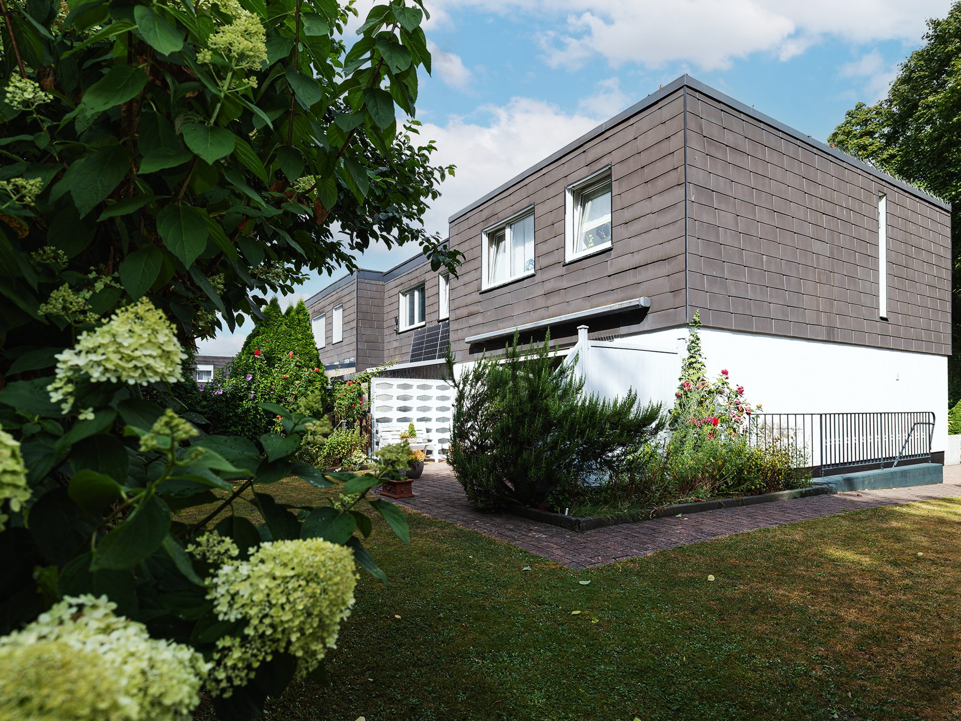 Immobilienangebot - Ahlen - Alle - Klassisches Reihenendhaus mit gepflegtem Garten in Ahlen